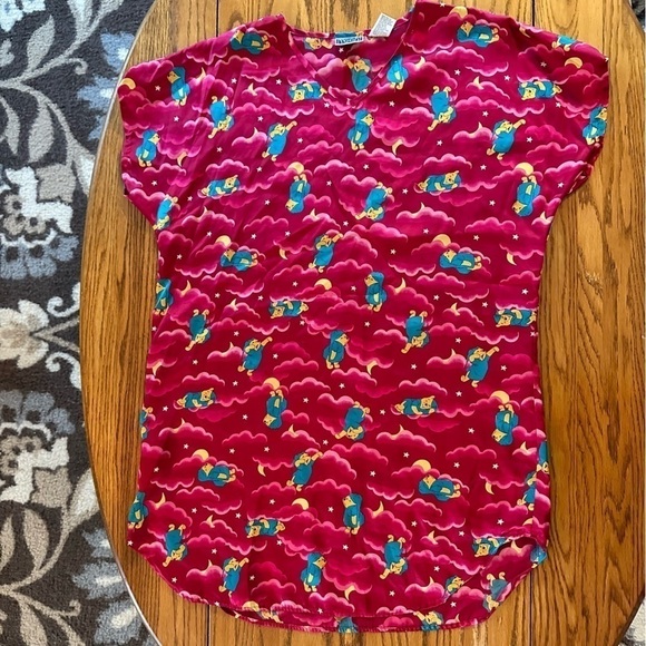 Winnie The Pooh Night Gown Shirt Size Small - Picture 1 of 6